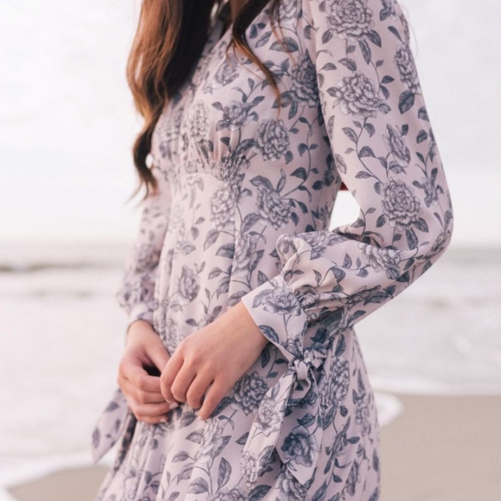 Gal Meets Glam Dress